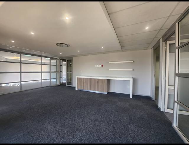 408M² OFFICE TO LET IN WOODMEAD